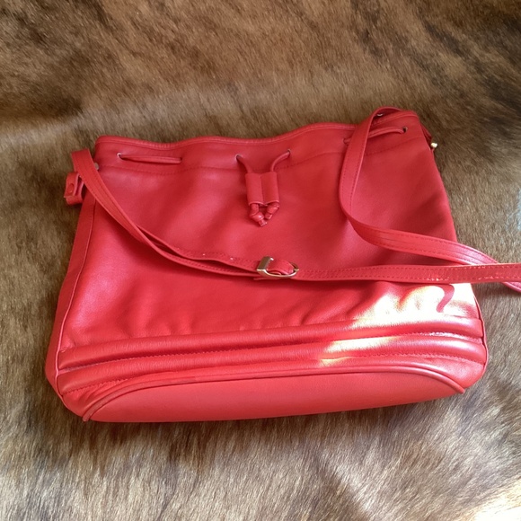 Jennifer Moore Red Soft Leather Drawstring Gather Slouch Crossbody Handbag - Picture 10 of 11